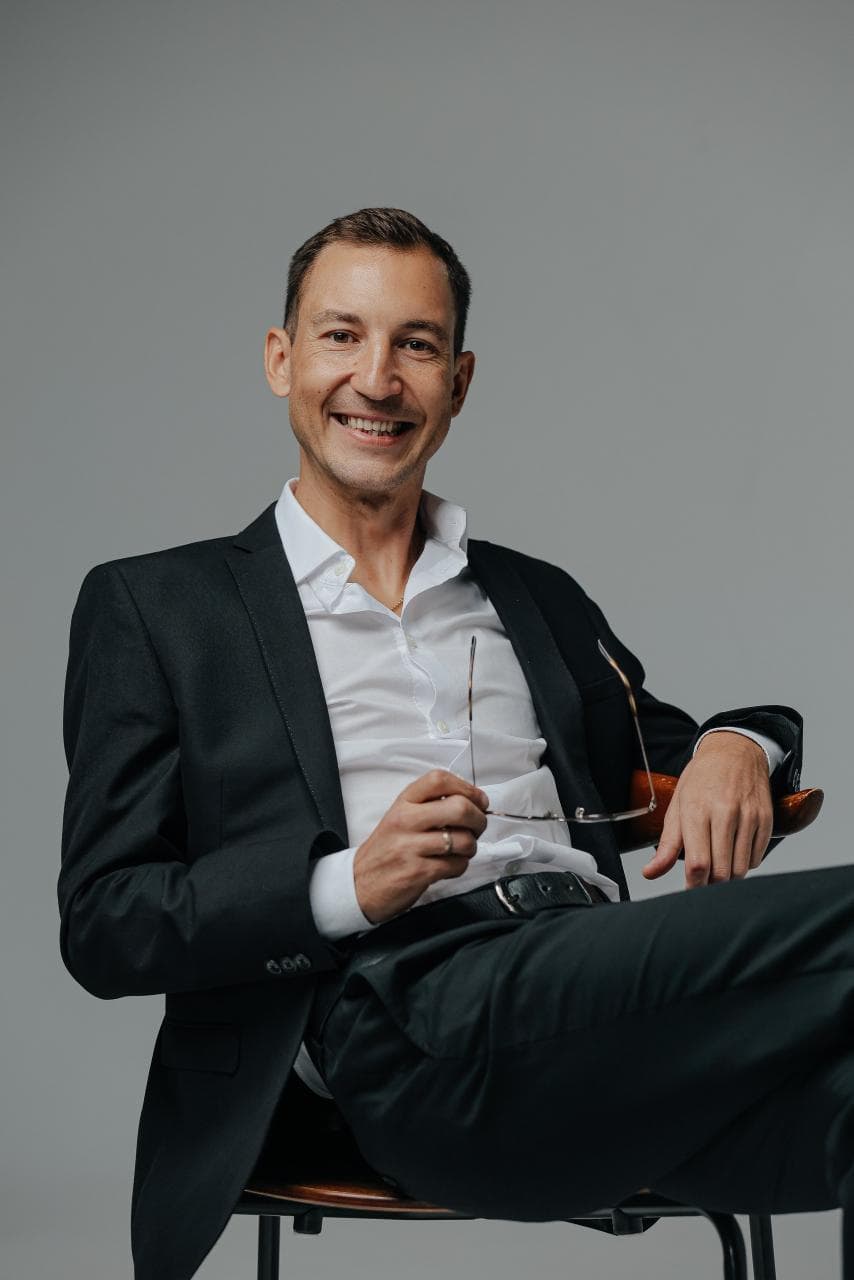 Сергей Белов